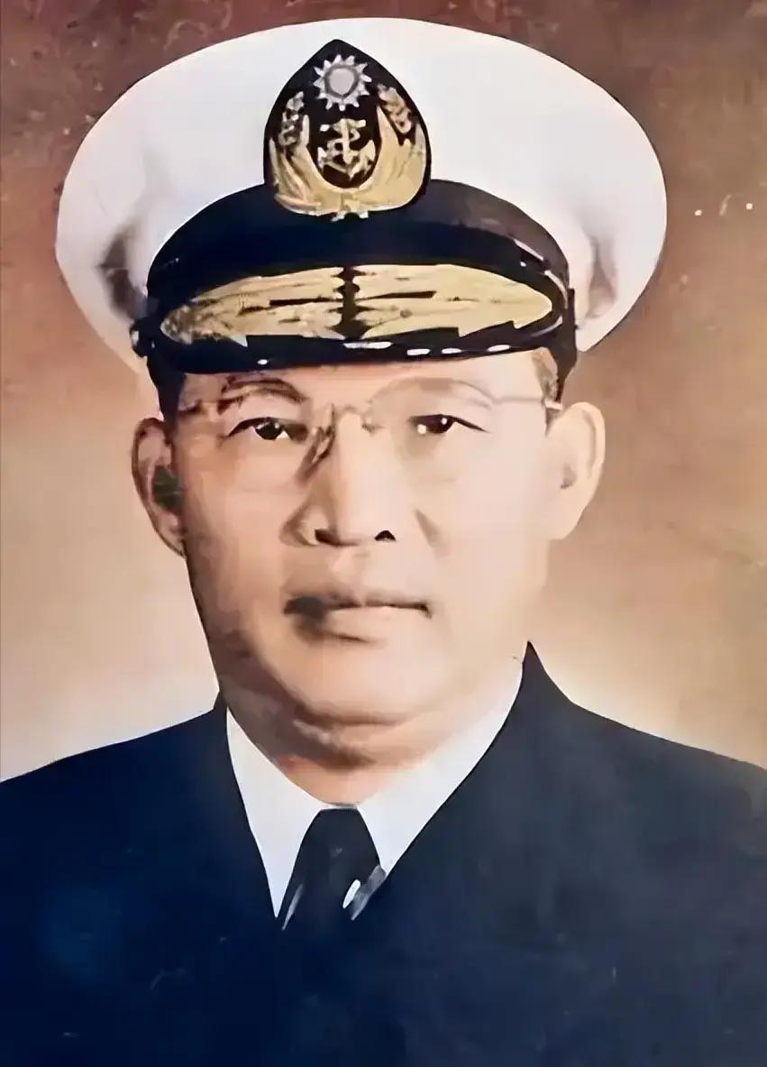 1938年，薛岳怒吼要枪毙桂永清，蒋介石冷冷问了一句：你知道他岳父是谁吗？毙了！