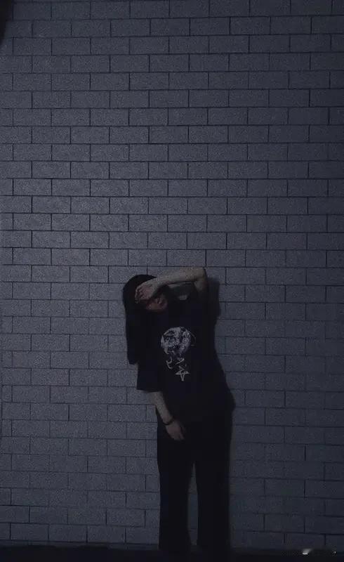 别人怎么对你，你就怎么对他，别惯坏了不懂分寸的人人这一辈子，谁都是头一回做人