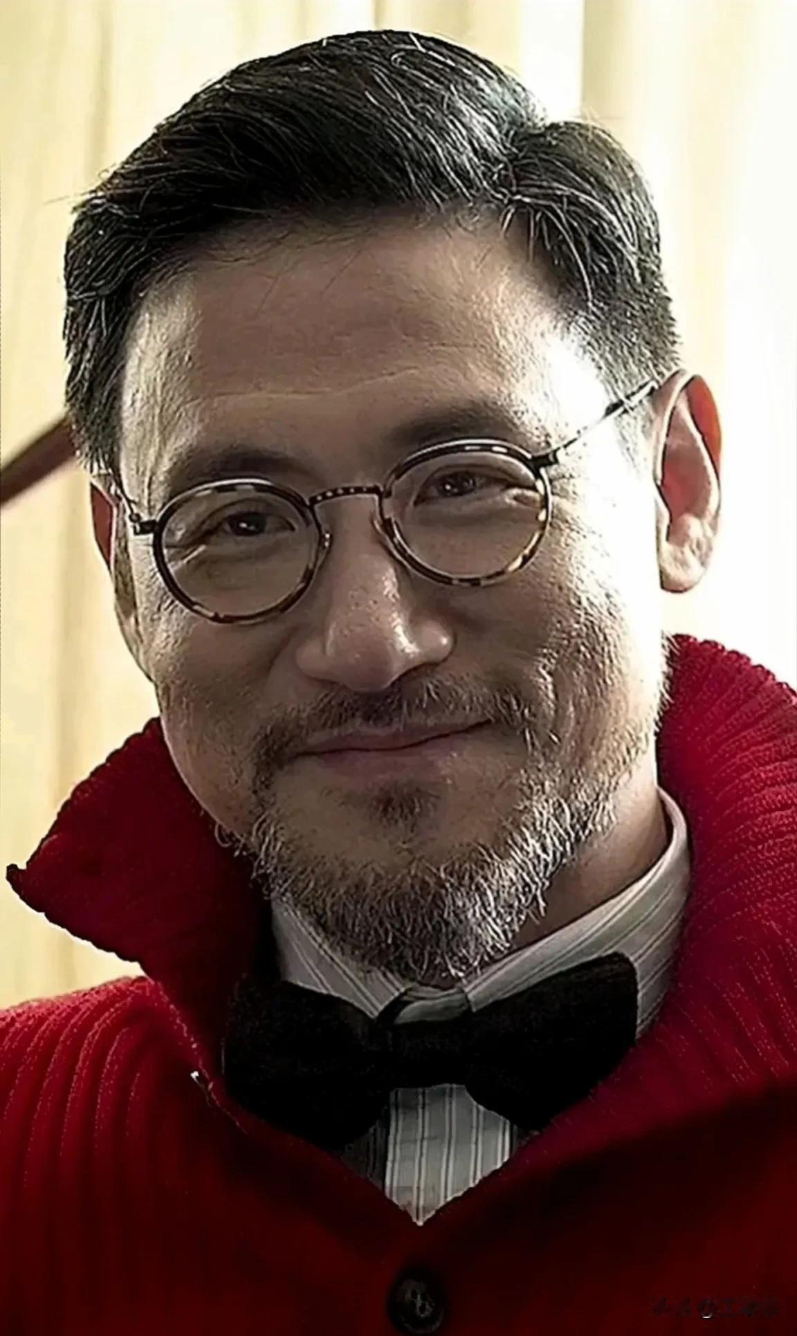 “歌神”张学友，聊起娱乐圈移民现象，摇头说:我身边确实有不少朋友，都去国外了，加