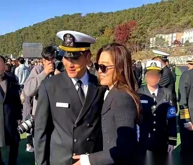 我跟你讲，有时候现实比韩剧还要绝。离婚15年，老死不相往来的韩国顶级财阀，三星