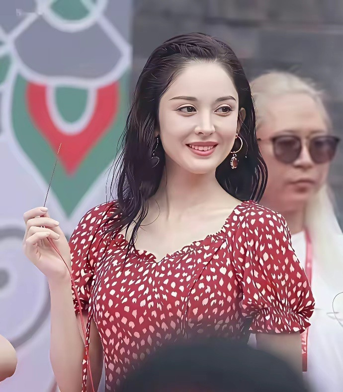 娜扎最胖的时候也吊打很多明星