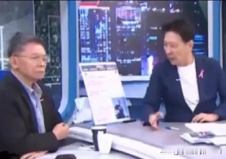 5月11日，台湾名嘴沈富雄在“少康战情室”当面怒怼赵少康说：如果郑丽文有做对的地
