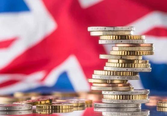 IMF给英国经济“提气”了，但这两个风险不能忽视！当地时间5月18日，IMF