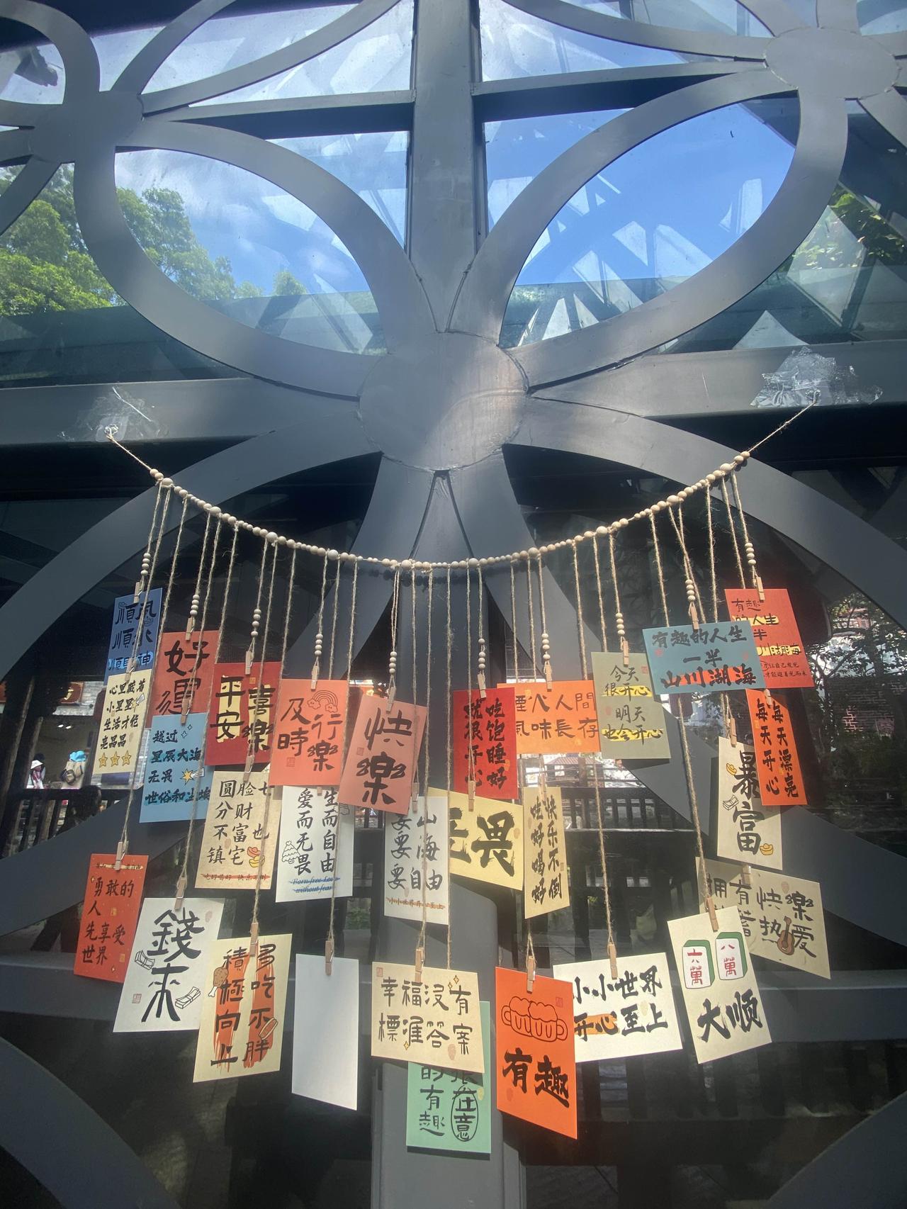 一个男人是旺你还是克你，看这三点就够了真的别再自我欺骗了！很多女生在感情里越