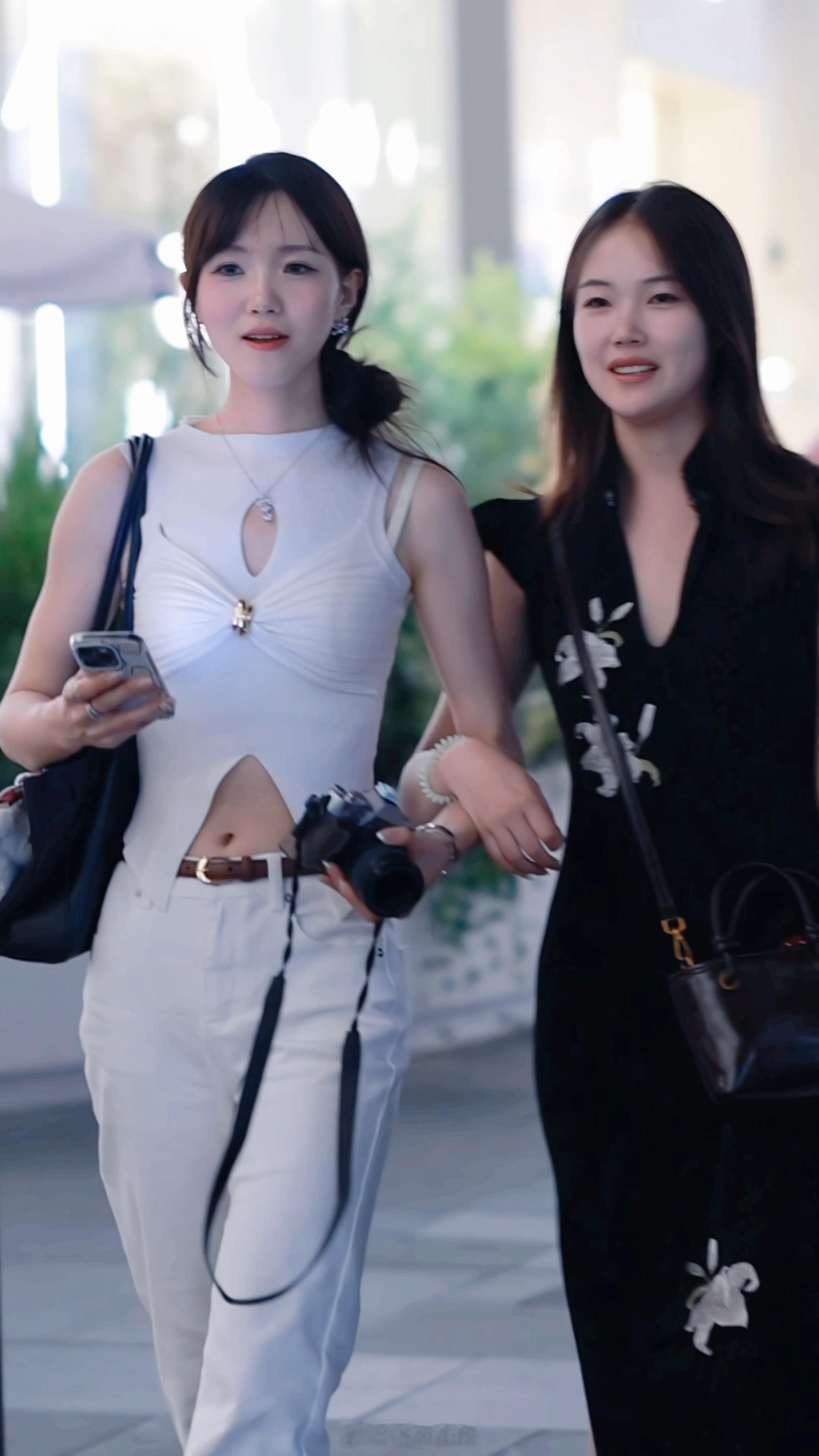 【成都街拍】晚安🌙🌙🌙丨摄影拍照每日穿搭​​​