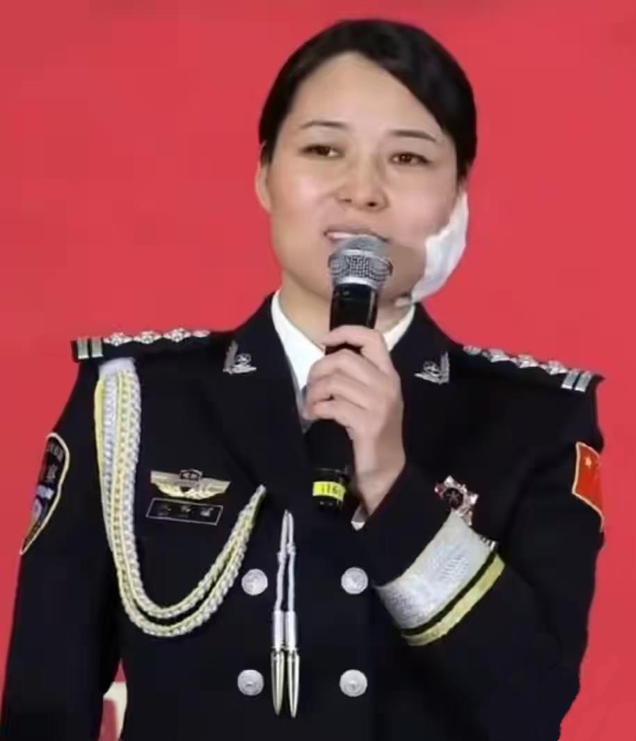 终于有定论了，赤手空拳夺刀救人的河南女警王妙丽，最新后续来了，这下全国人民都满意