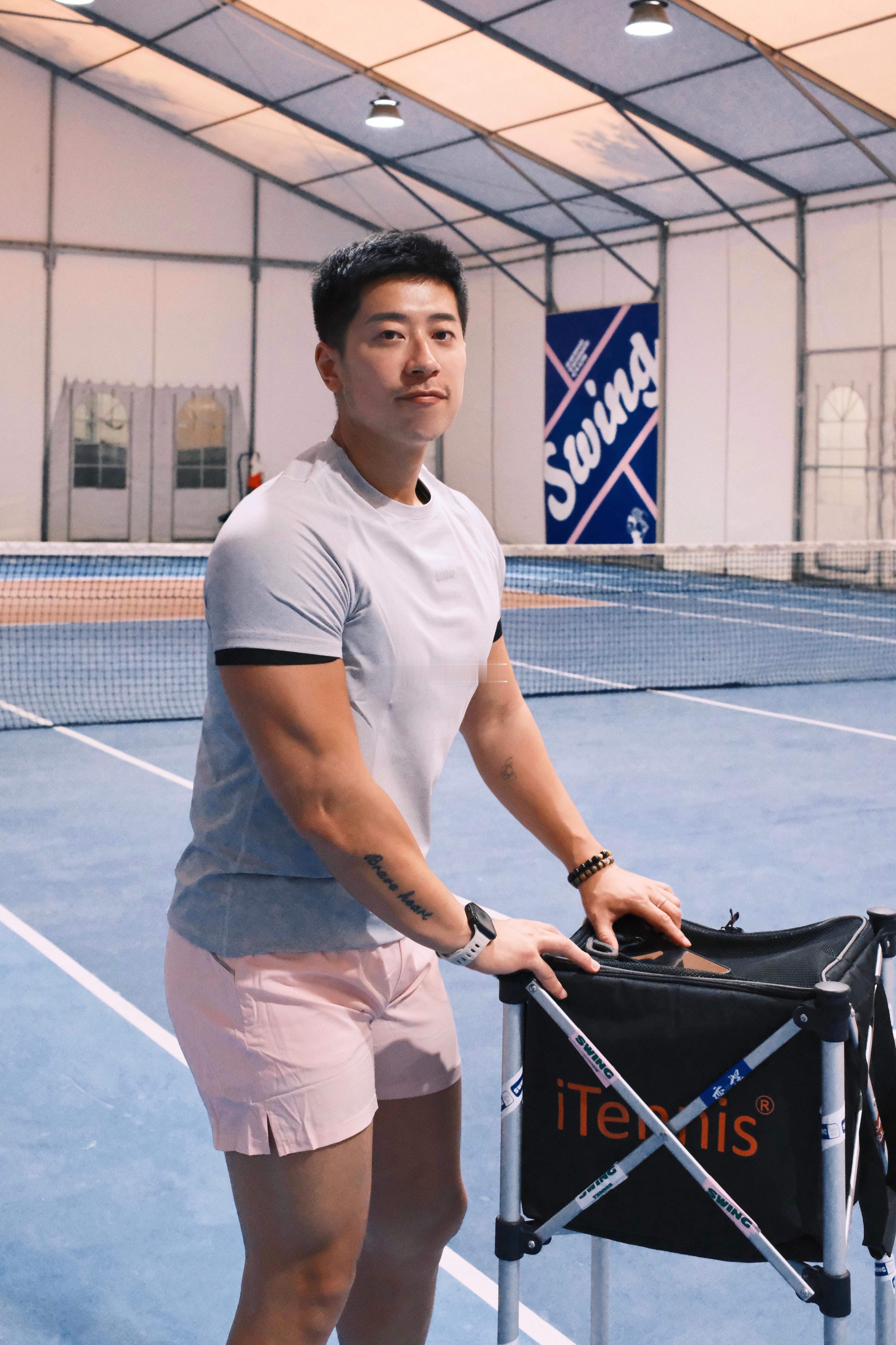 摆拍🎾春节摄影大赛新年开工第一照体育人怎么过大年