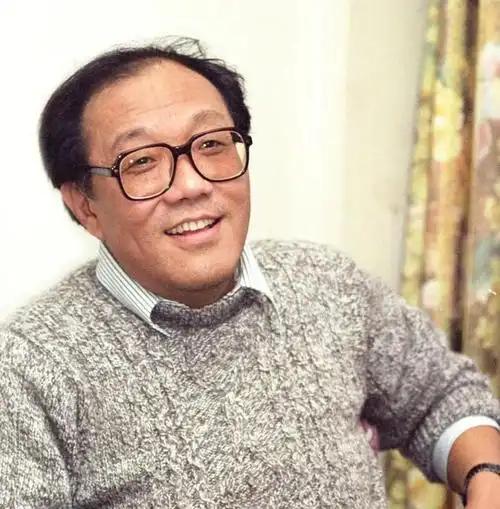北京协和医院一位医生说："人到了一定年龄就是生病，生病是主旋律。退休后就是流连于