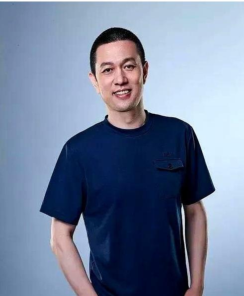 我一直对换电站模式抱有疑问：成本太高、盈利难、标准化更是遥遥无期。但没想到，宁德