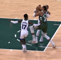 威少“大帽”字母哥！防守和拼命这一块，威少妥妥排第一！威少拿着老将底薪的工资，