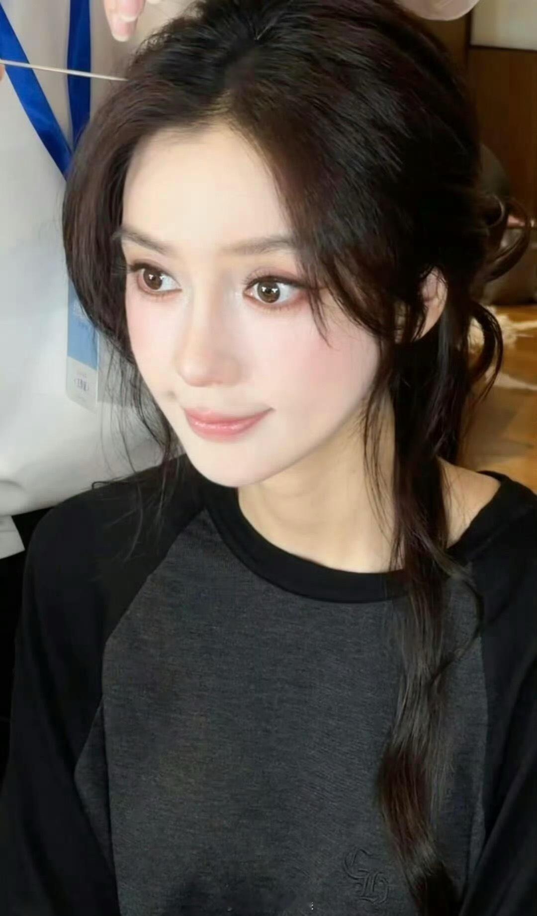 Angelababy的榜一是陈赫谁能不被跑男旧友的情谊打动，陈赫特意来到Ange