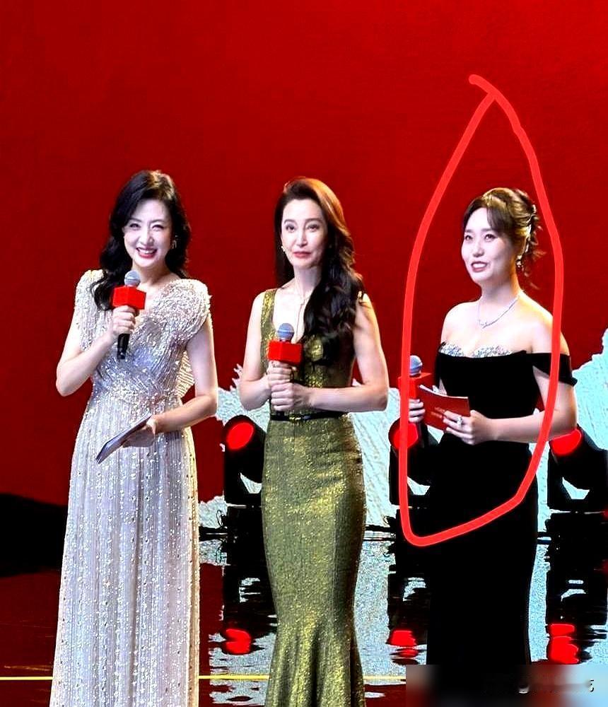 劝你一句，别再迷信什么女明星暴瘦了。那个代价，你真付不起。李雪琴，从15