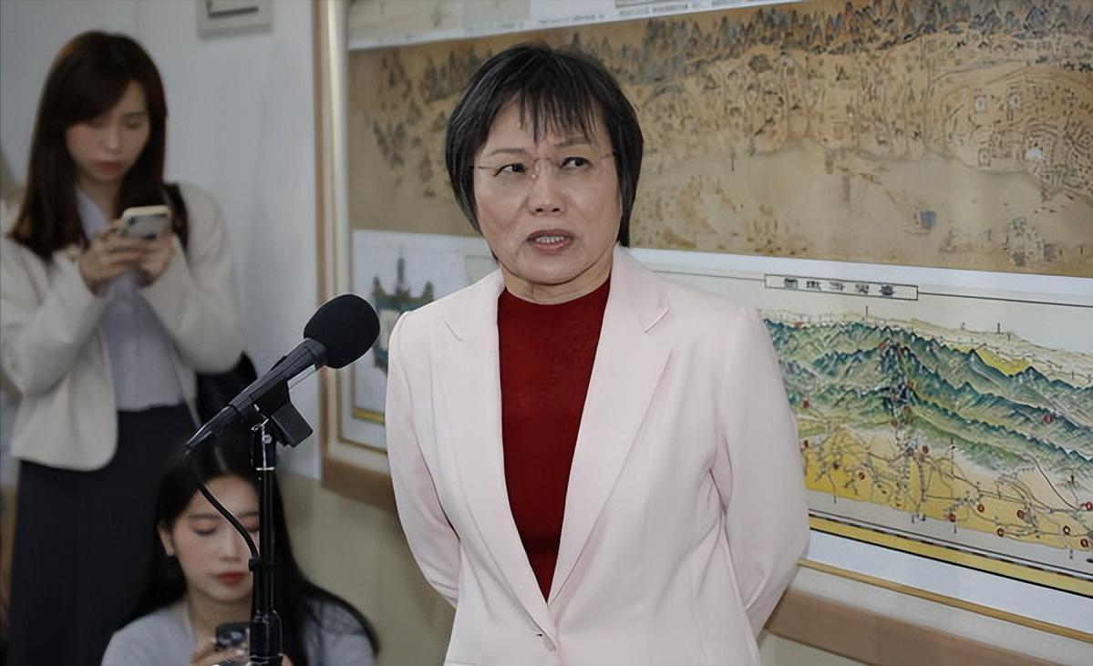 外甥被大陆台企解职，“台独”顽固分子刘世芳回应了大陆台企荣炭科技有限公司5日发