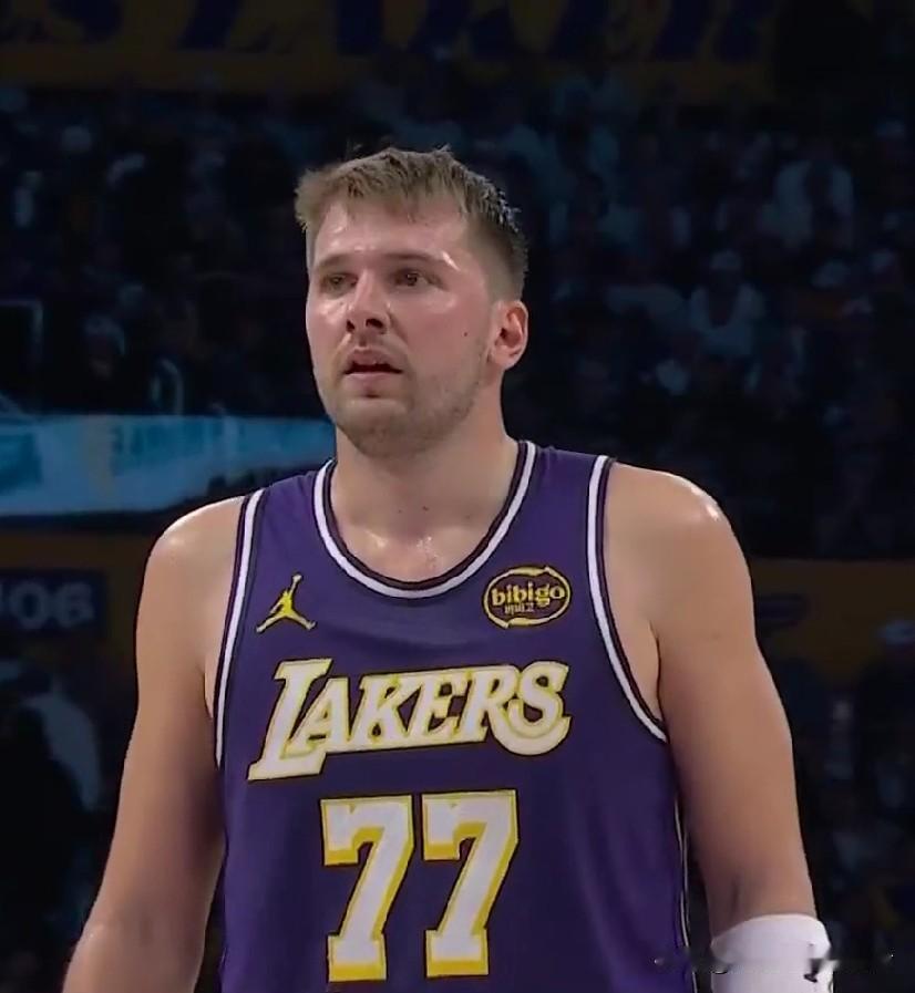 湖人118-116逆转马刺！！！这4名首发球员今天打的不错！！！东契奇：上场4