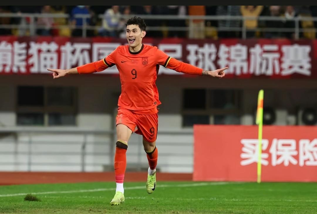 拜合拉木有希望和韦世豪并肩作战，最新消息，拜合拉木有希望租借到成都蓉城，韩鹏飞有