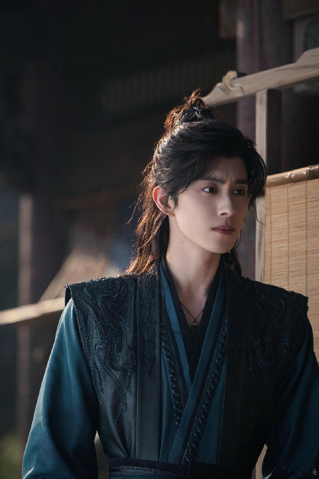 《师兄太稳健》：题材新颖，艾米饰演的师妹人设饱满​
