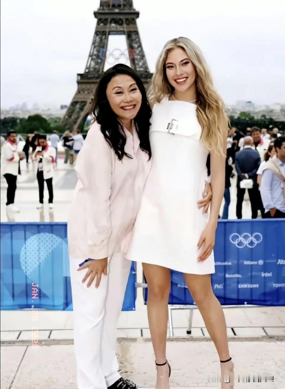 火了，谷爱凌母女又火了！这次不是因为滑雪比赛冠军，也不是她又被斯坦福录取