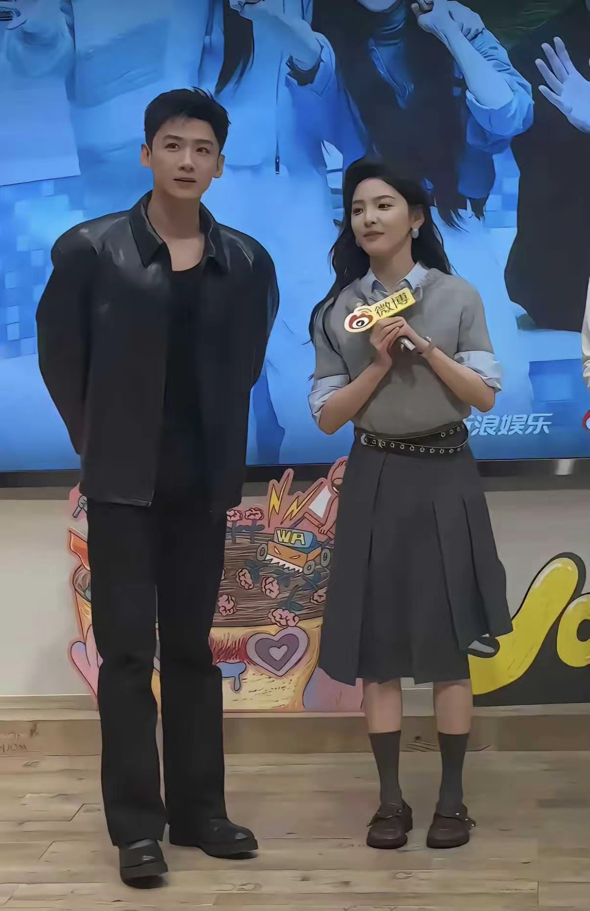 果然离开了滤镜，瞬间觉得白敬亭也不帅了，章若楠也不美了