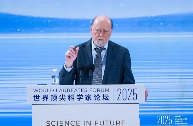 图灵奖得主杰克·唐加拉提到一个有趣的现象：全球超算500强榜单上已经看不