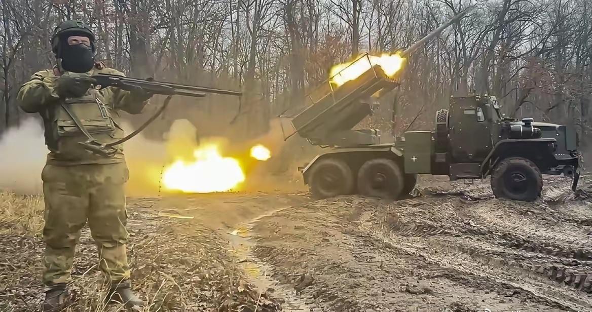 俄军成功攻陷波克罗夫斯克（又名红军城、红十月城），整座城市及所有道路、建筑均被俄