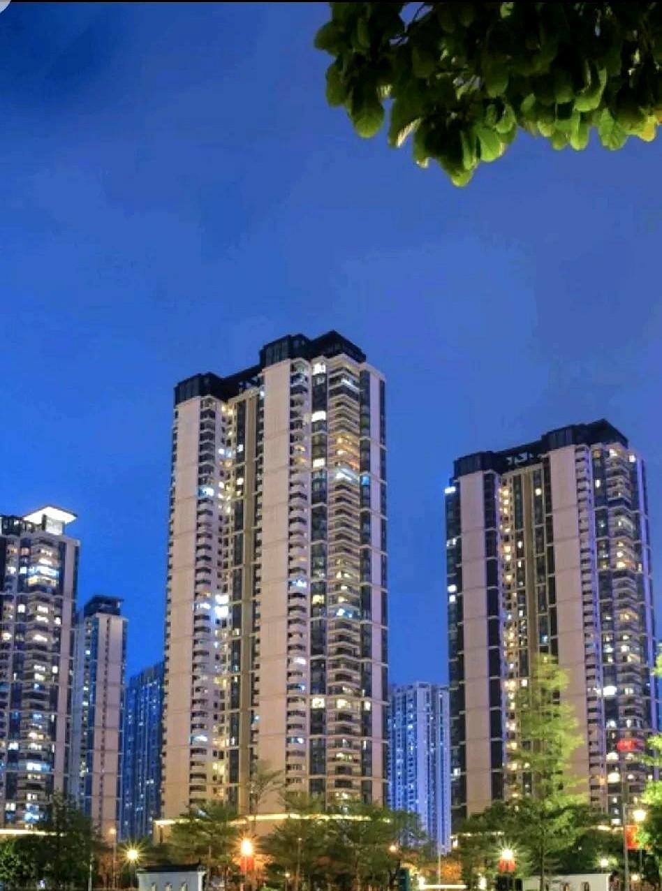 大家发现没，凡是给儿子提前准备好房子的，儿子找女朋友就容易多了。说个真事儿，前