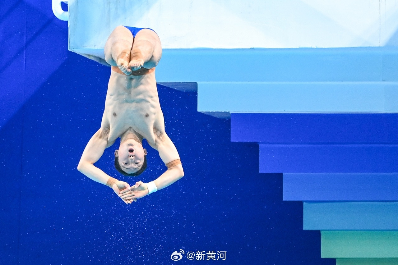 【#中国跳水队9金4银完美收官#】北京时间3月2日，2026世界泳联跳水世界杯