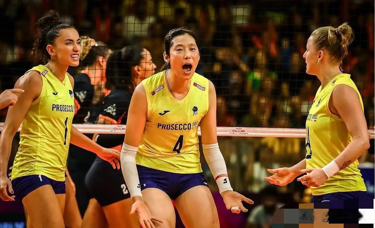 一早起来：朱婷从巴西传来“好消息”！科内里亚诺在0-1落后情况下，第二局