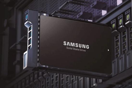 硬盘缺货涨价关头韩国两巨头不考虑增产存储芯片这一轮大涨价，不仅让大家升级32G