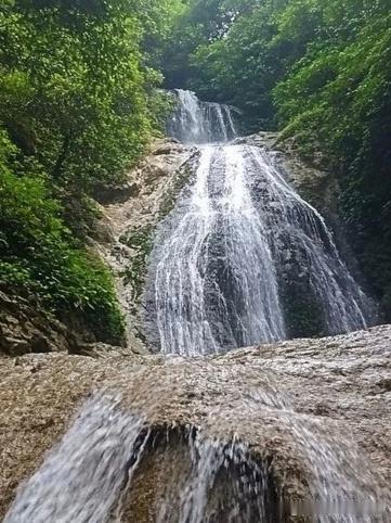 徽州打鼓岭一日游攻略｜山水秘境全解析🌄谁说徽州只有古村溪流？这座隐于深山的