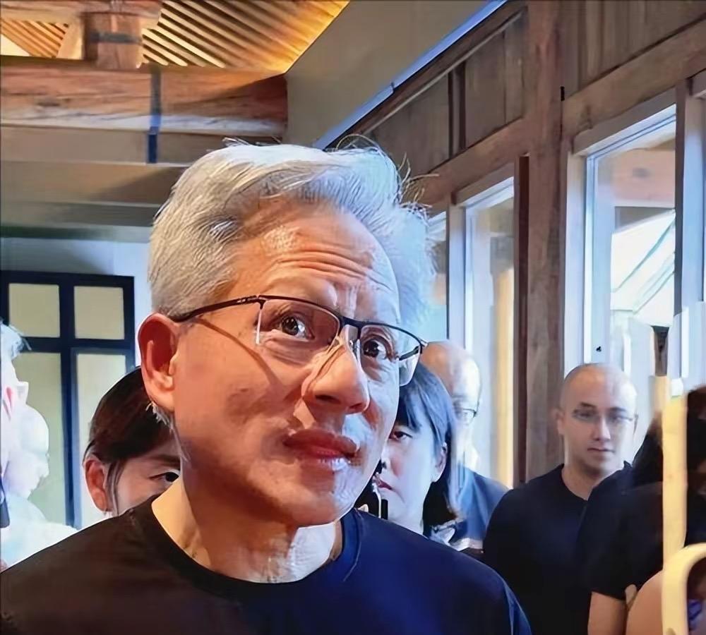 命门不能被人控制H20芯片后门事件，也给我们所有人上了一堂刻骨铭心的课，核心技