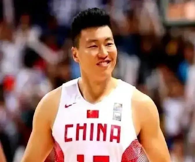 47万门票只够发1个月工资CBA顶薪600万，李根的球队月门票47万。账算