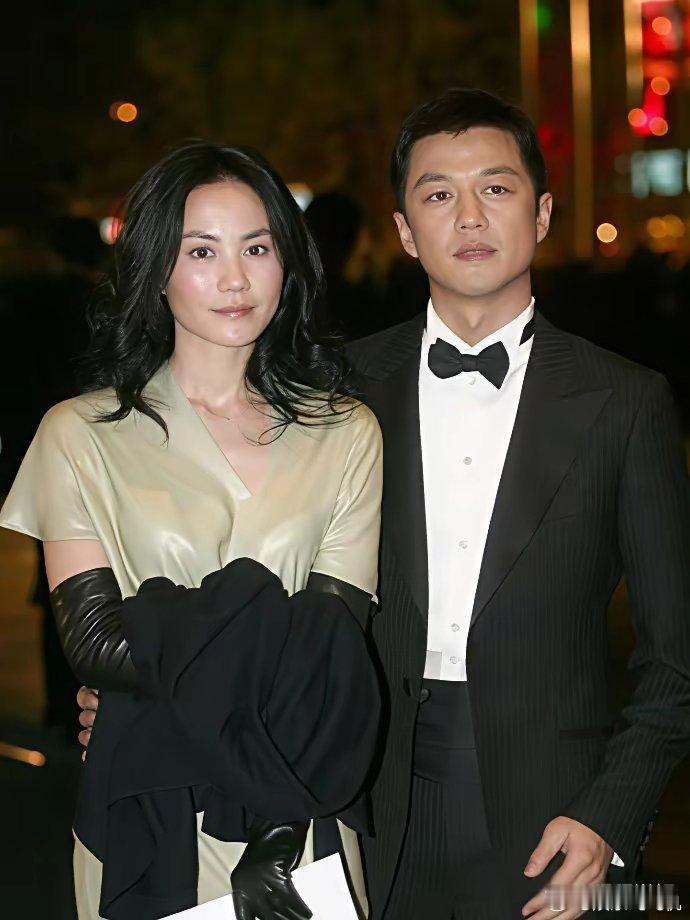 王菲：感情归感情，生意归生意！2016年李亚鹏欠4000万，她半分没沾。2013