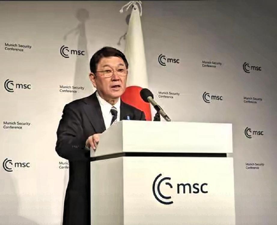 日本外相茂木敏充今天有点“气馁”，他说：“很遗憾，我这两天未能联系上中国外长王毅