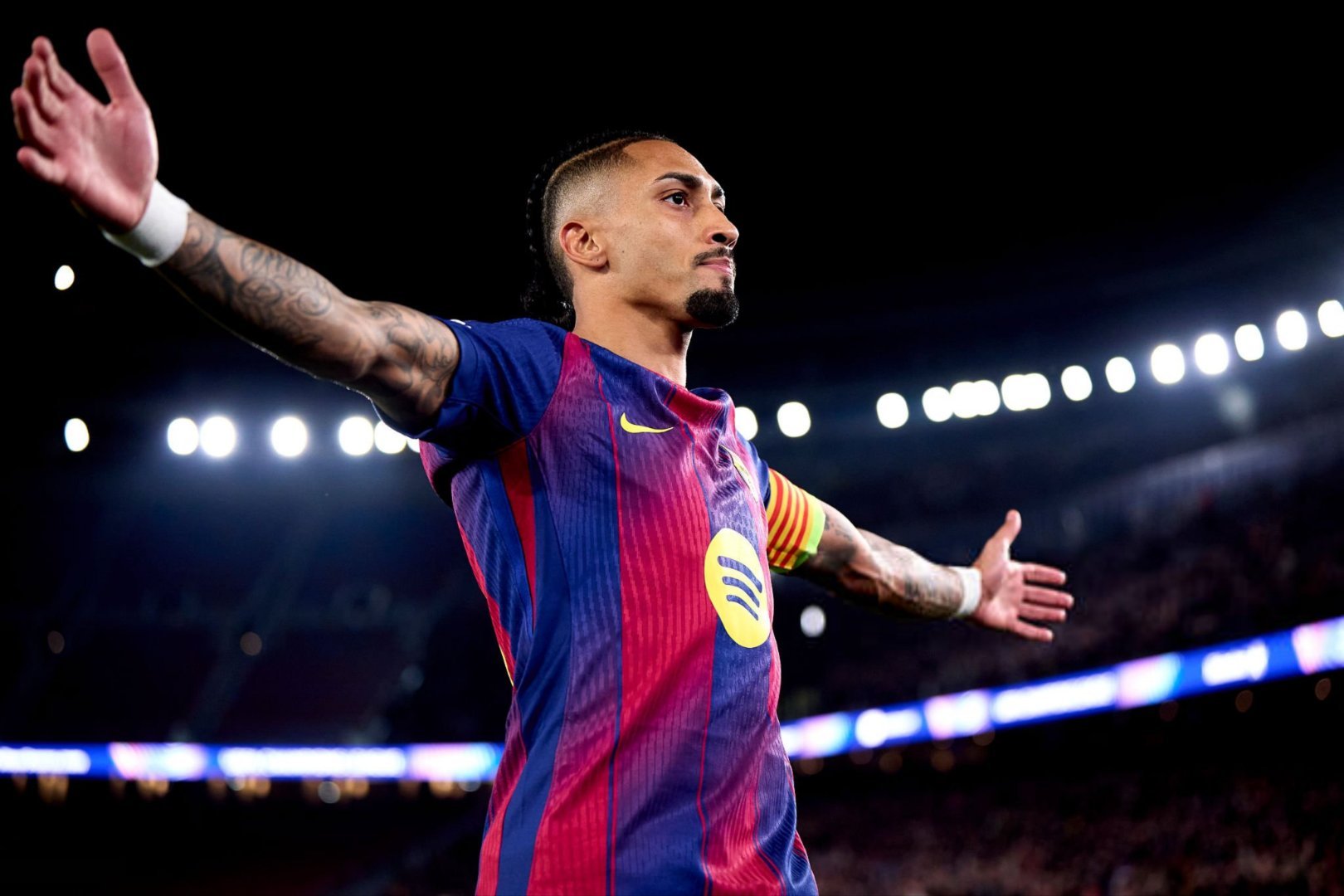 2026年的目标是什么？拉菲尼亚：“已经赢得西班牙超级杯，再次赢得三项全国冠