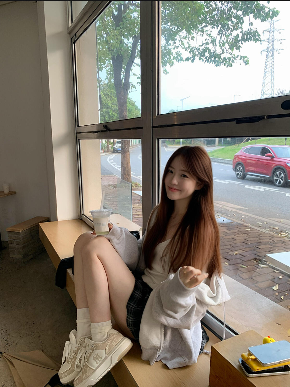 一键入夏的广州，感觉这个季节蛮适合出门玩的，阳光也很好，出去拍照也不是特别的热，