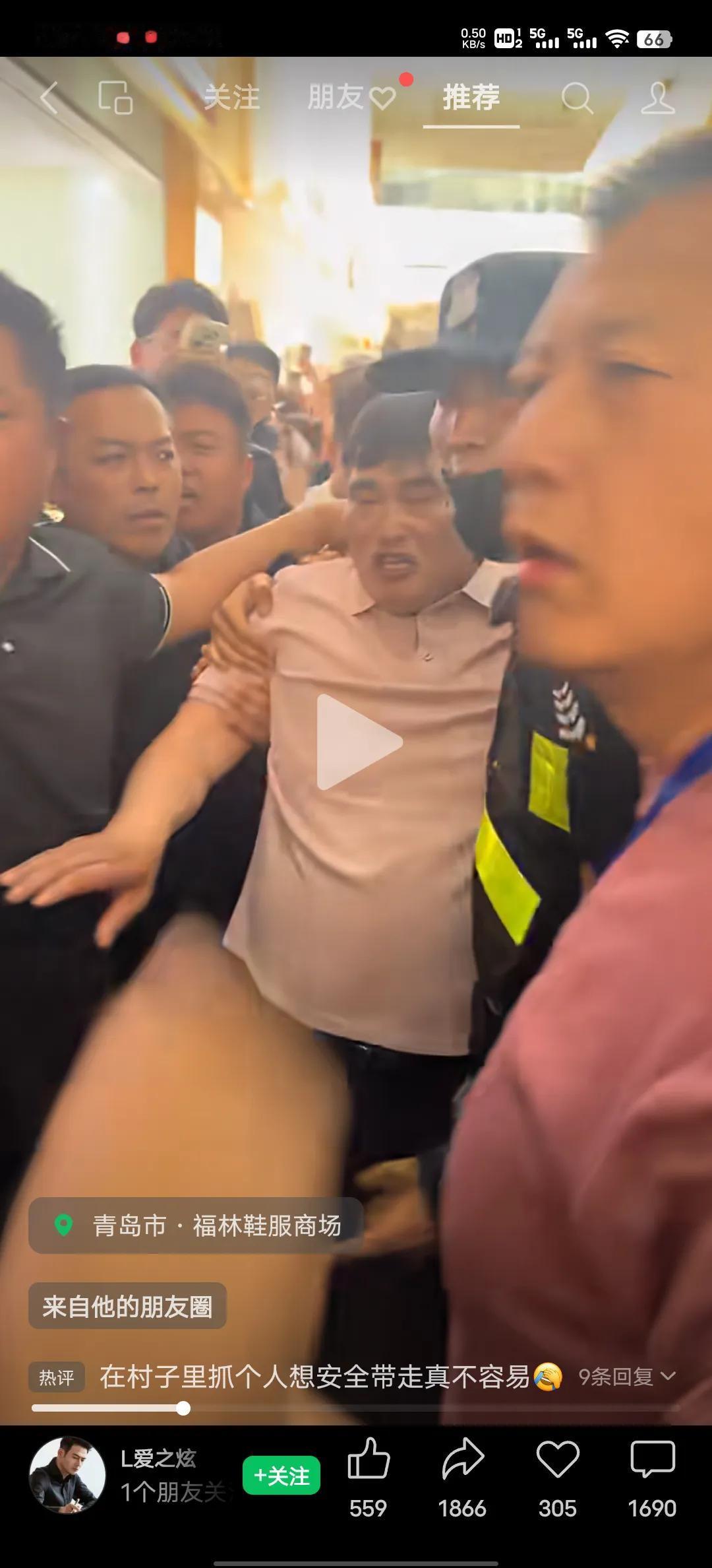 大衣哥一场表演10万块，这次开到了青岛城阳，可是让大衣哥见识到了热闹，城阳人民的