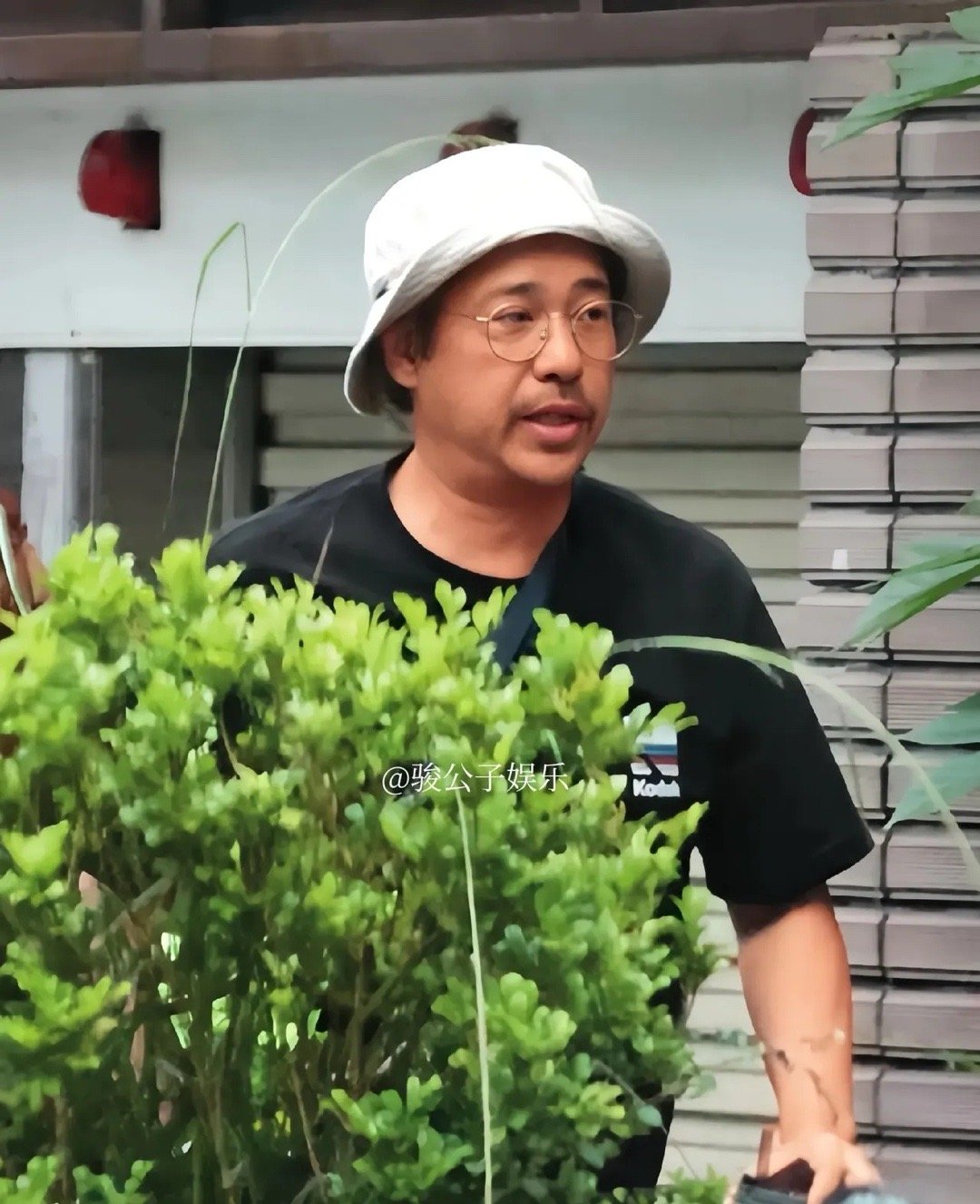 曝徐佳莹比尔贾婚变最纯爱那年，三年生俩娃，怎么可能离婚，拉拉老公比尔贾很牛的，为