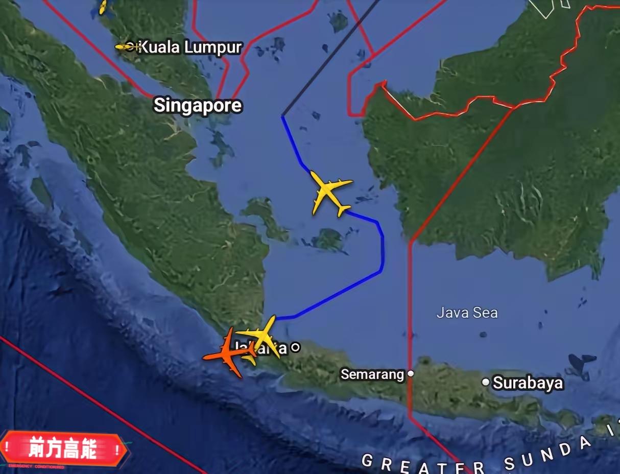 大战可能马上开始了，雷达显示，印太地区有三架空中加油机从日本起飞，它们避开了所有
