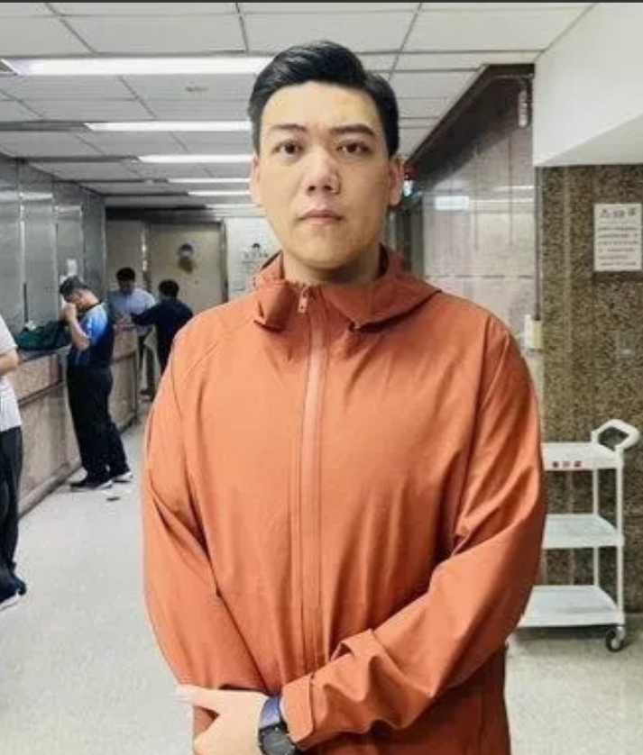 罢免民进党立委吴思瑶的“地动删瑶”团体召集人赖苡任、成员邱浩瀚今天赴台选会开记者