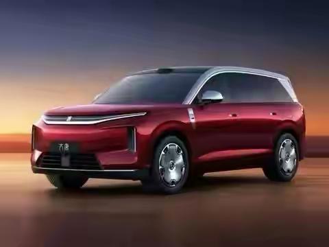 插混续航干到400公里，这事我越想越不对劲。昨天一朋友跟我说想买续航400公