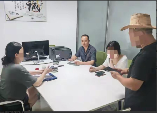 四川绵阳，男子和女友订婚后，因为买房的事有了分歧，男子看迟迟谈不拢，耐心耗尽，就