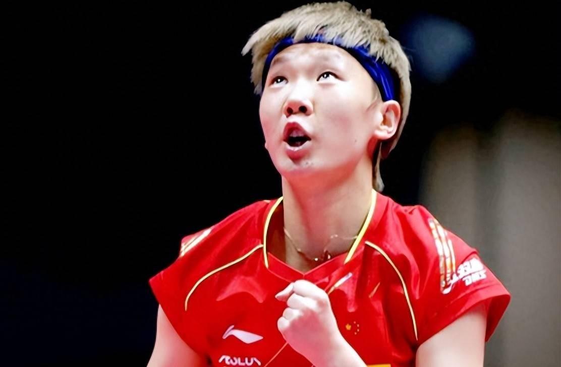 香港总决赛抽签了。张本美和，又抽到了王曼昱。这签运，跟出门踩到同一块香蕉皮摔