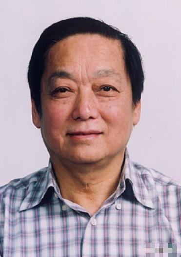 🌞1989年，53岁韩美林遭抛弃，心灰意冷发誓终身不娶！谁知2001年65