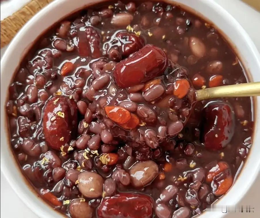 我把主食分成了“三档九味”，从日常饱腹到健身增肌，从懒人速食到治愈碳水，全部亲测