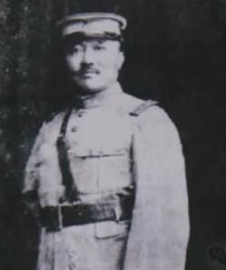 1938年，日军少将带16个军官视察伪军师长黄宇宙的队伍，期间，他感觉不对劲，正