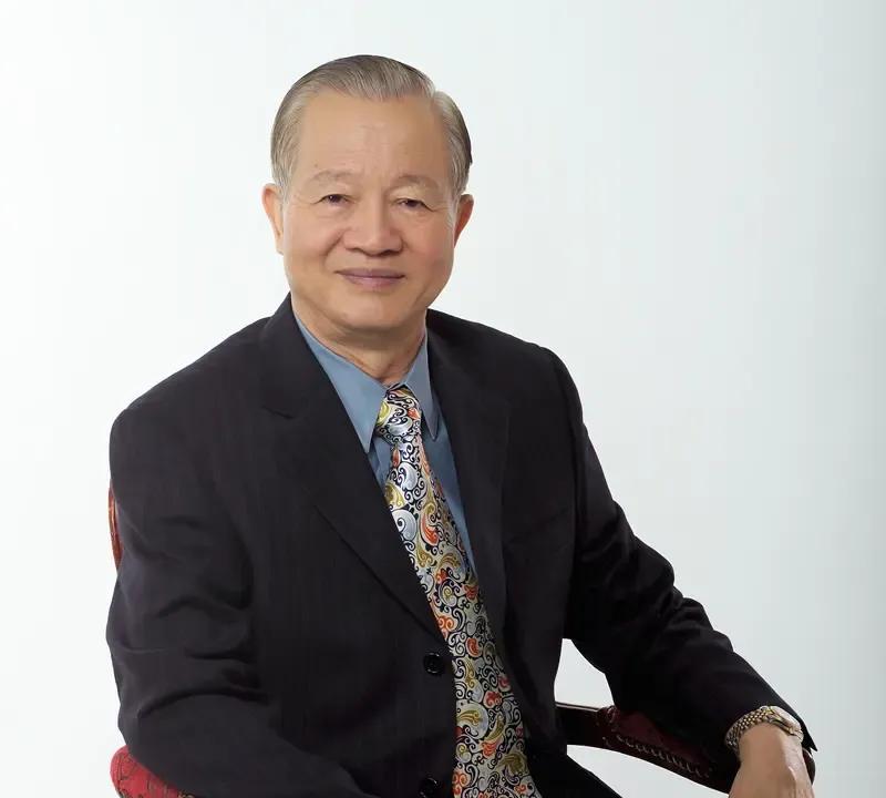 最近发现，曾仕强有句话说错了。他说西方人是你有我有他有叫公平，他说中国人是你没有