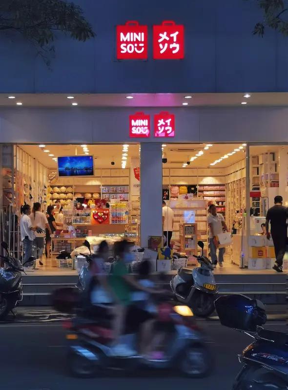 经营拼多多已经1个月了，我算了一下帐，总投入4322元（含1500元的推广费），