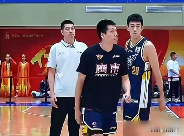 打了16年球，一身伤，36岁又杀回来了。10月4号多方确认，任骏飞正式离开广