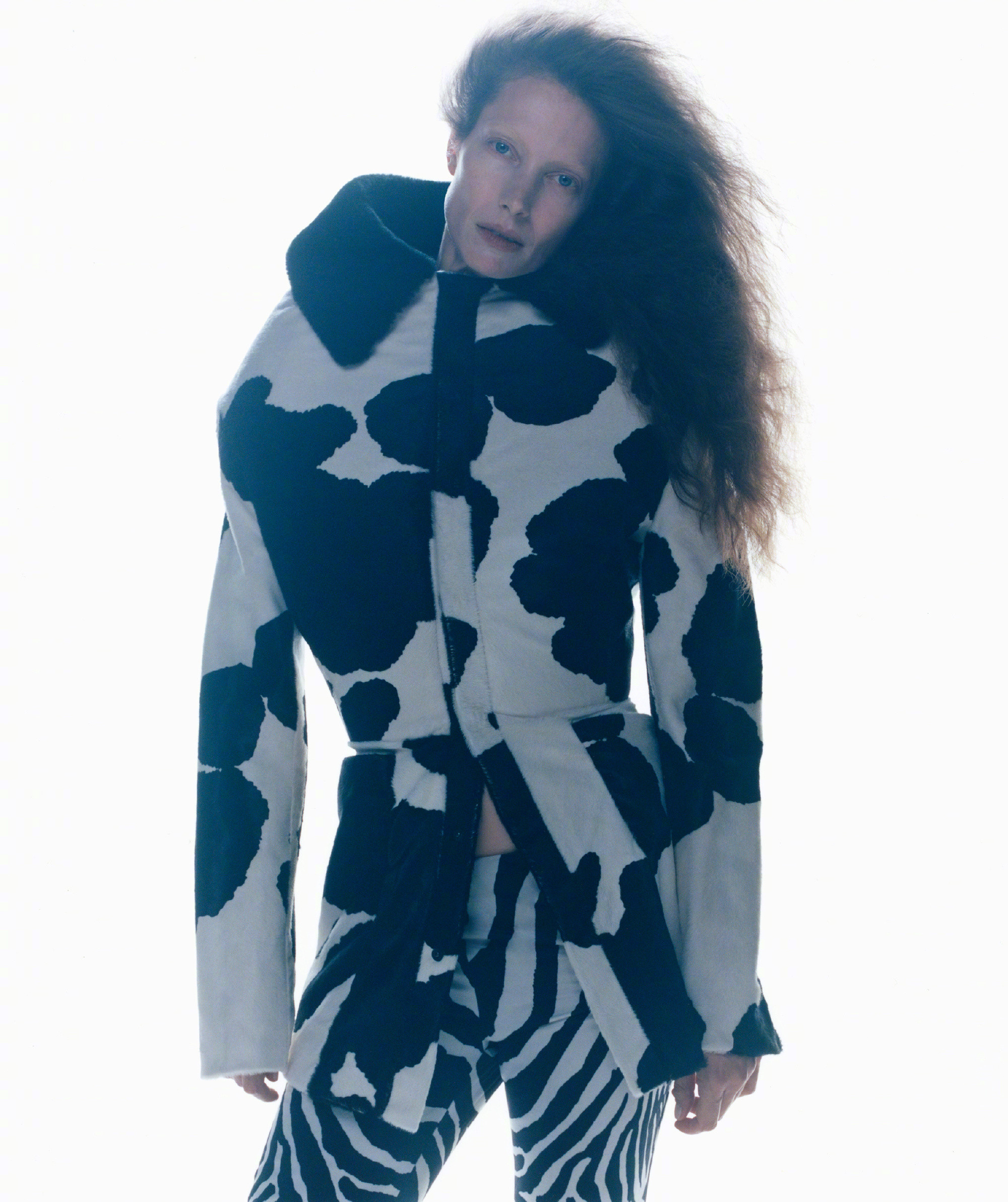 TheFaceMagazine新刊皮草主题超模JessicaMiller摄