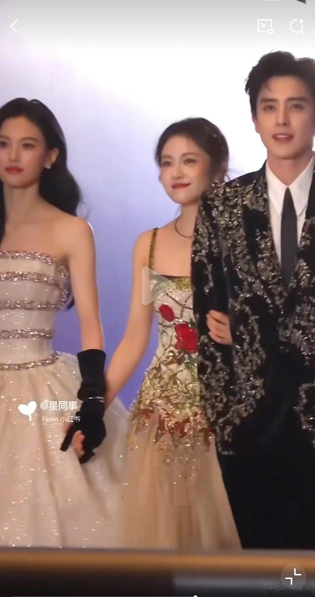 尖叫之夜红毯，敖瑞鹏李兰迪沈羽洁一起走红毯引起了热议～敖瑞鹏李兰迪沈羽洁燃冬
